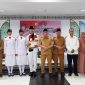 Foto bersama Haikal dan Pemerintah Kota Ternate (Istimewa)