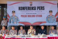 Konferensi pers Polda Maluku Utara mengenai kasus dugaan pembunuhan Ali Daud di Halteng (Istimewa)